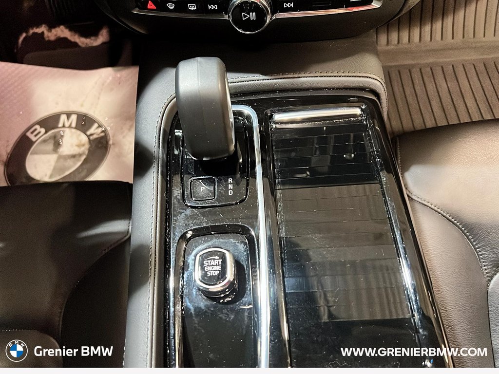 Volvo S60 Plug-In Hybrid T8 AWD Core Dark Theme, AppleCarPlay 2025 à Terrebonne, Québec - 13 - w1024h768px