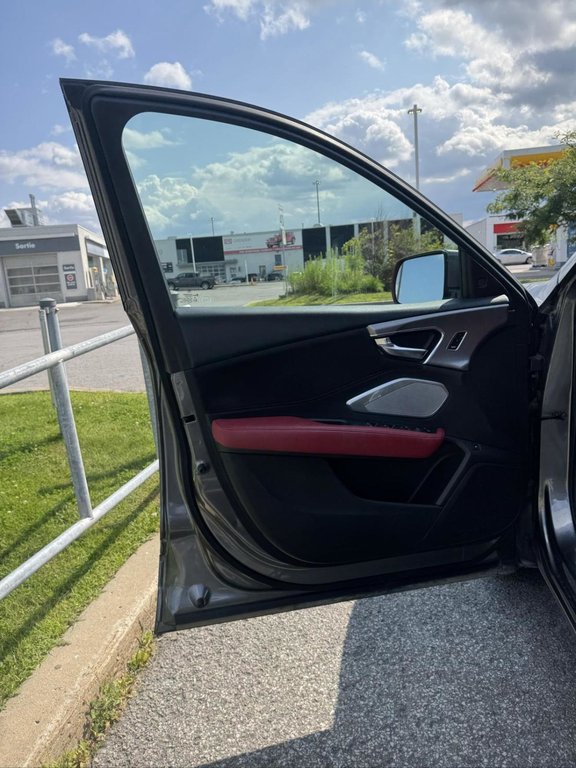 2023 Acura RDX A-Spec Cuir Rouge Bas Kilométrage in Terrebonne, Quebec - 7 - w1024h768px