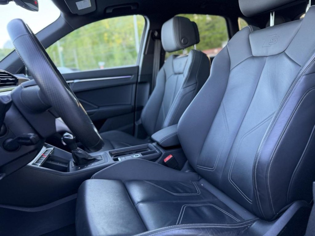 2024 Audi Q3 Progressiv S-Line Black Optic in Terrebonne, Quebec - 9 - w1024h768px