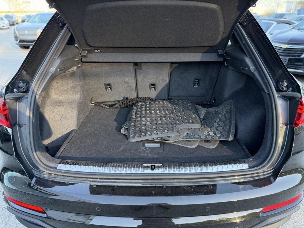 2024 Audi Q3 Progressiv S-Line Black Optic in Terrebonne, Quebec - 22 - w1024h768px