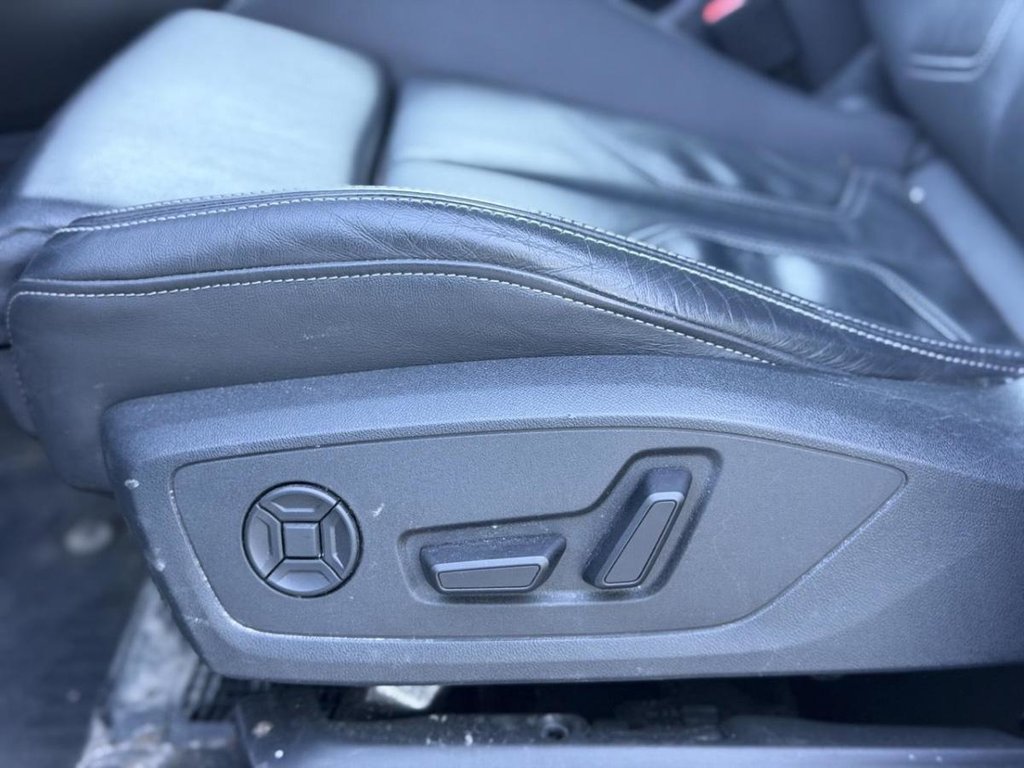 2024 Audi Q3 Progressiv S-Line Black Optic in Terrebonne, Quebec - 8 - w1024h768px