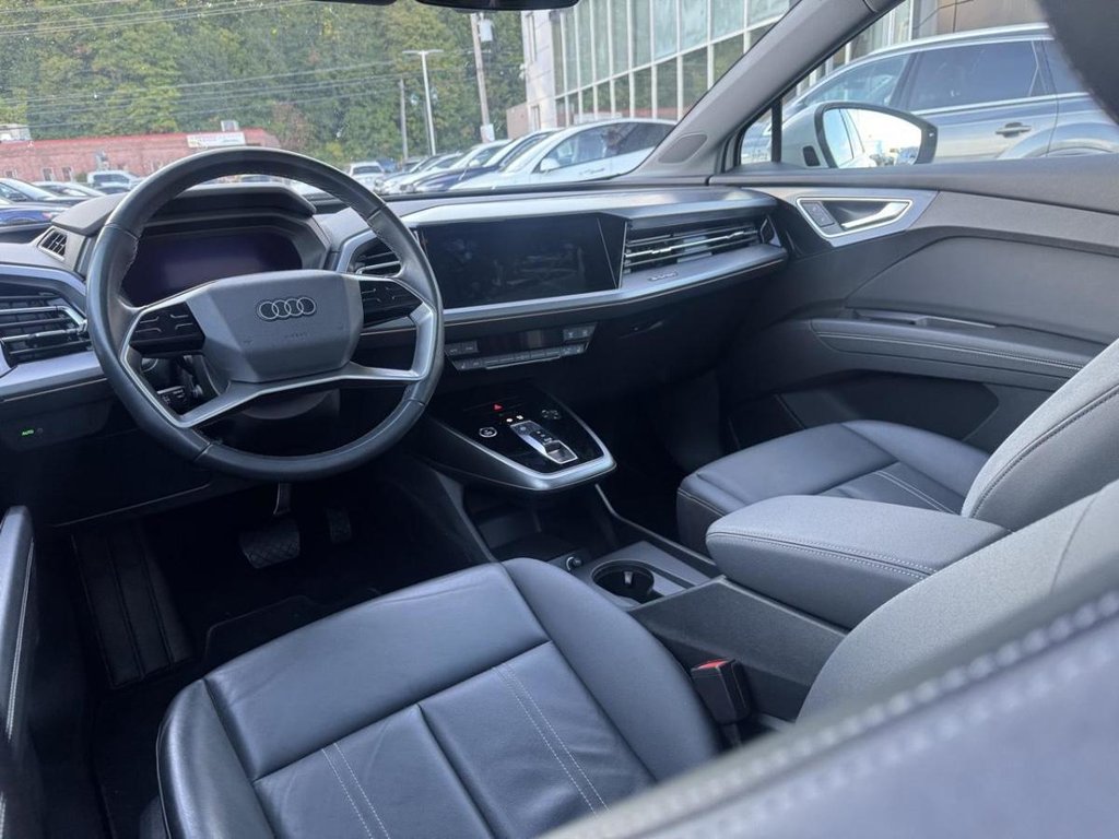 2022 Audi Q4 e-tron Komfort Bas kilométrage in Terrebonne, Quebec - 10 - w1024h768px