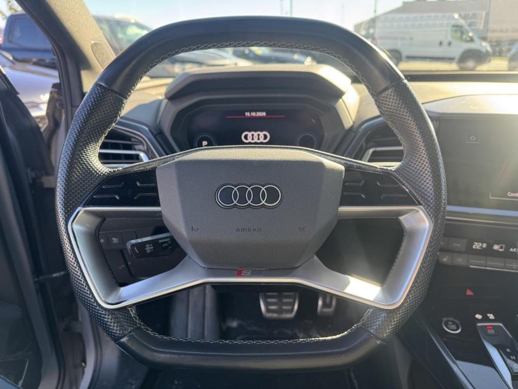 2022 Audi Q4 e-tron Technik in Terrebonne, Quebec - 12 - w1024h768px
