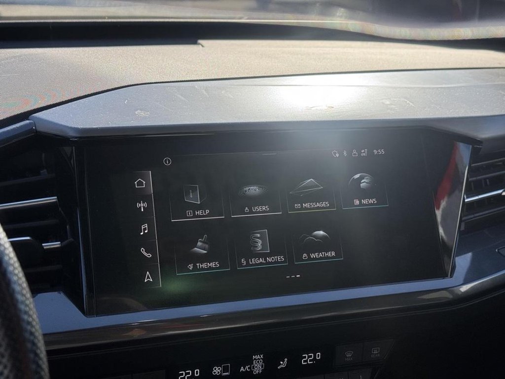 2022 Audi Q4 e-tron Technik in Terrebonne, Quebec - 15 - w1024h768px