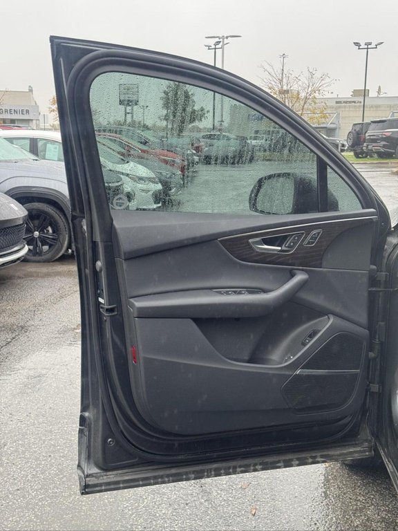 2022 Audi Q7 Progressiv S Line Bas Kilométrage in Terrebonne, Quebec - 7 - w1024h768px