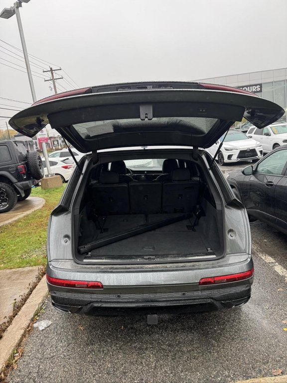 2022 Audi Q7 Progressiv S Line Bas Kilométrage in Terrebonne, Quebec - 14 - w1024h768px