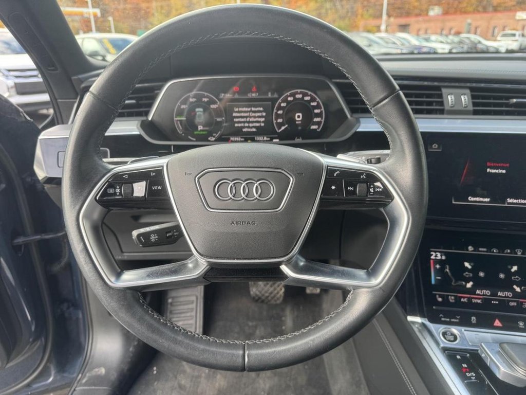Audi Q8 e-tron Premium Cuir Toit Panoramique AWD 2024 à Terrebonne, Québec - 11 - w1024h768px