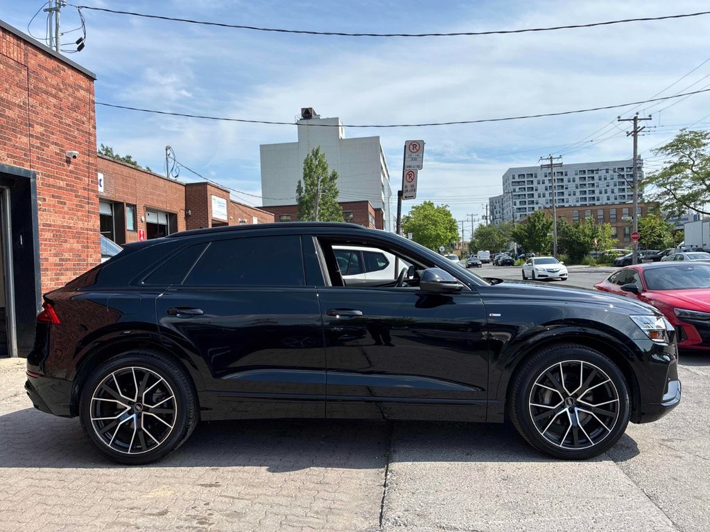 Audi Q8 Technik Bas Kilométrage 2022 à Terrebonne, Québec - 1 - w1024h768px