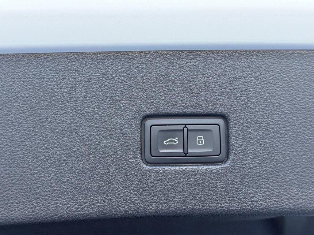 2025 Audi Q8 Progressiv Cuir Toit Panoramique Bas Kilométrage in Terrebonne, Quebec - 23 - w1024h768px
