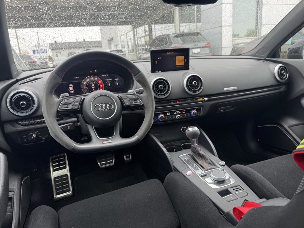 2020 Audi RS 3 Stage 1 + Bas Kilométrage RECARO in Terrebonne, Quebec - 9 - w1024h768px