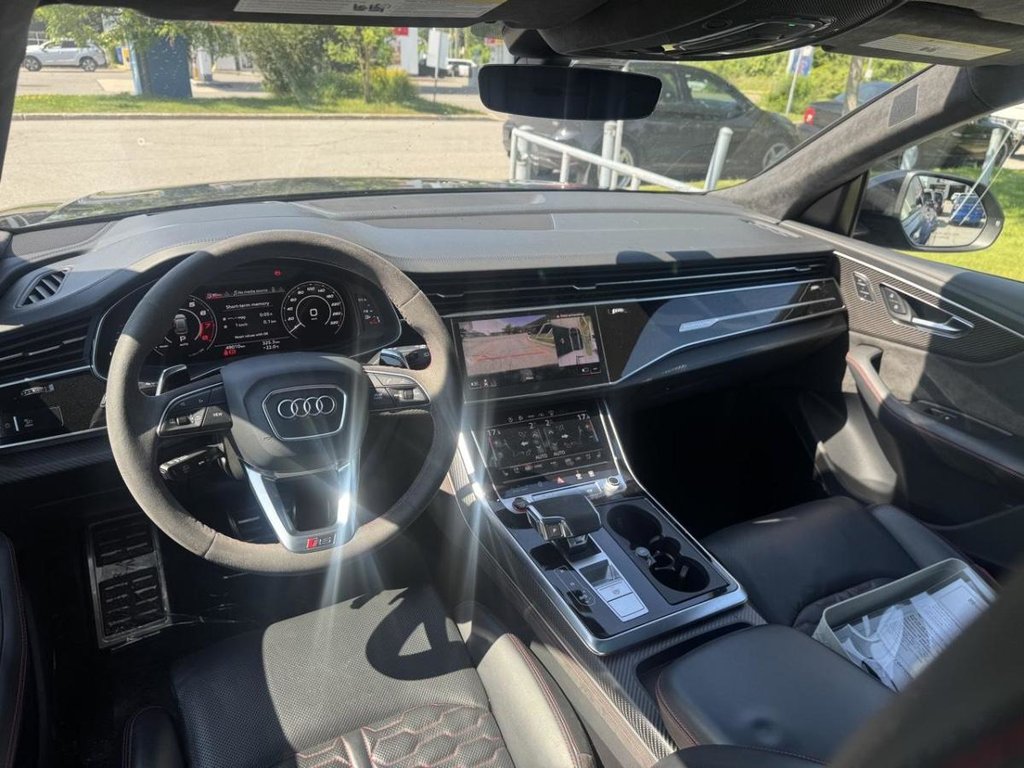 2021 Audi RS Q8 Toit Panoramique Mag 23'' Bas Kilométrage in Terrebonne, Quebec - 9 - w1024h768px