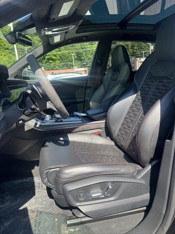 2021 Audi RS Q8 Toit Panoramique Mag 23'' Bas Kilométrage in Terrebonne, Quebec - 7 - w1024h768px