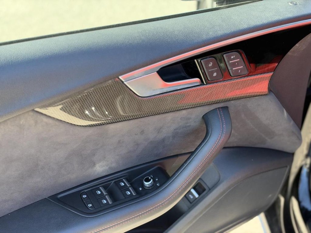 Audi s5 Sportback Progressiv intérieur Rouge 2022 à Terrebonne, Québec - 7 - w1024h768px