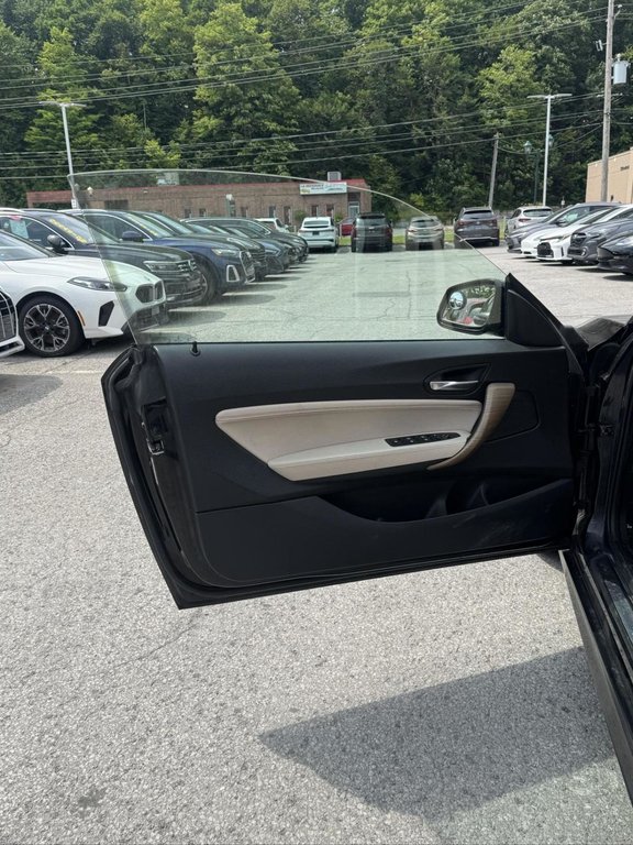 BMW 2 Series 228i xDrive Convertible M Package 2016 à Terrebonne, Québec - 7 - w1024h768px