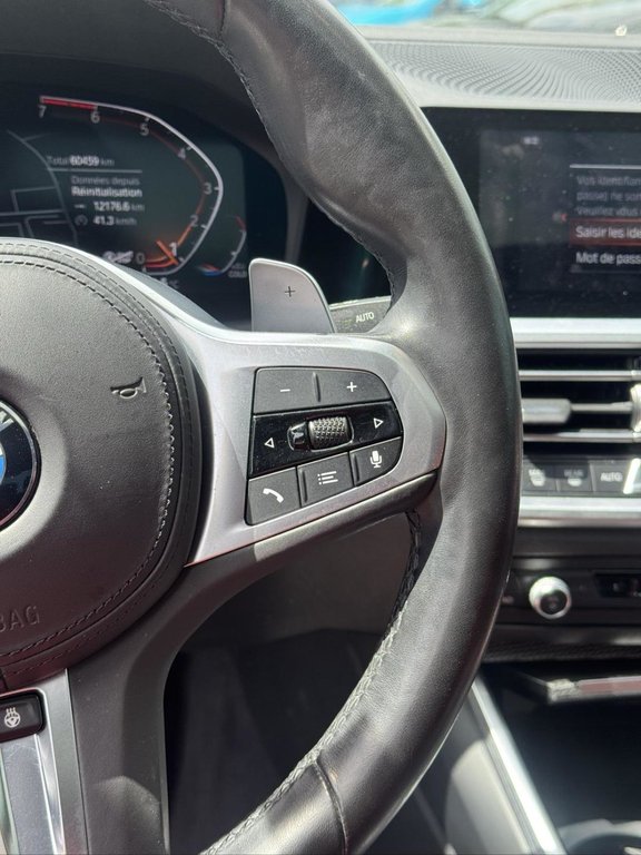 BMW 3 Series 330i xDrive M Package Intérieur Rouge Bas Kilo 2021 à Terrebonne, Québec - 12 - w1024h768px
