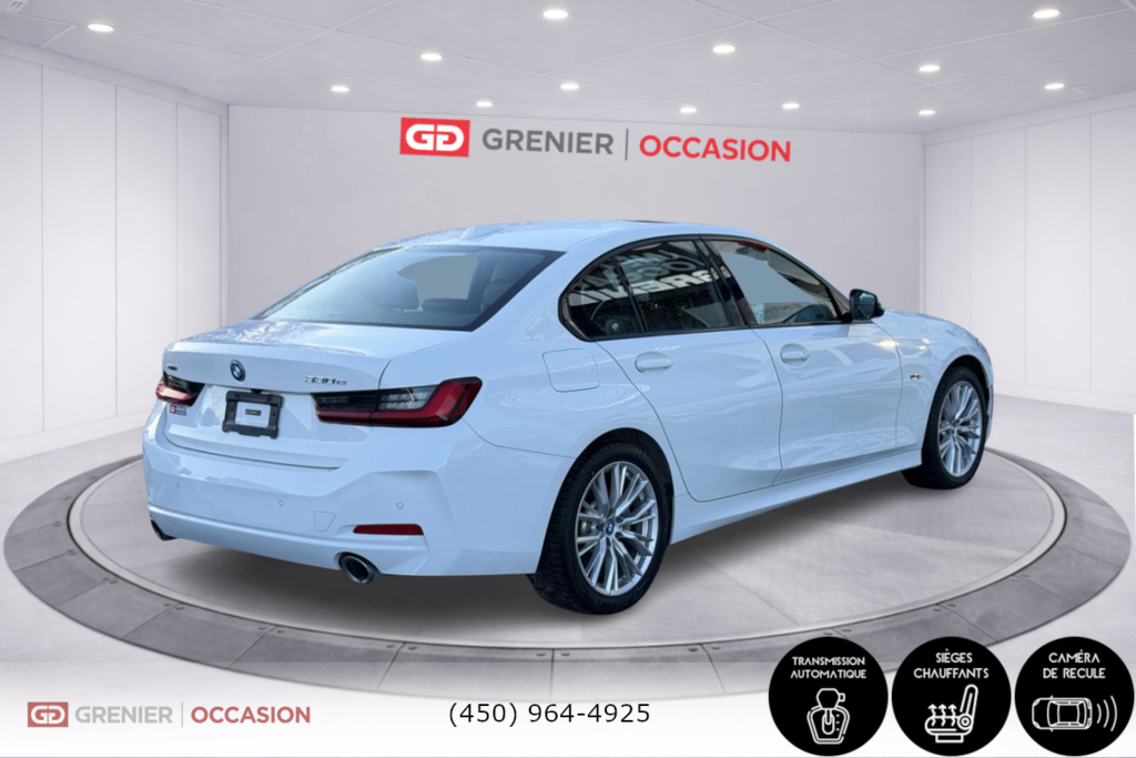 BMW 3 Series 330e xDrive Cuir Toit Ouvrant Bas Kilométrage 2023 à Terrebonne, Québec - 6 - w1024h768px