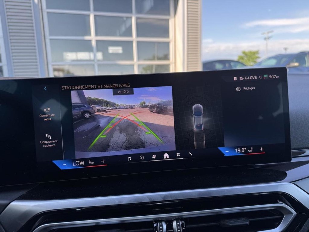 2024 BMW i4 EDrive40 Système d'infodivertissement iDrive in Terrebonne, Quebec - 13 - w1024h768px