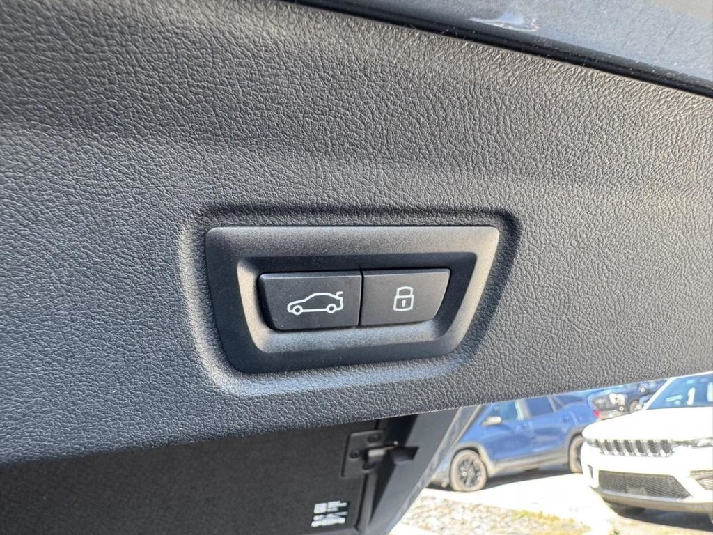2024 BMW i4 EDrive40 Système d'infodivertissement iDrive in Terrebonne, Quebec - 15 - w1024h768px