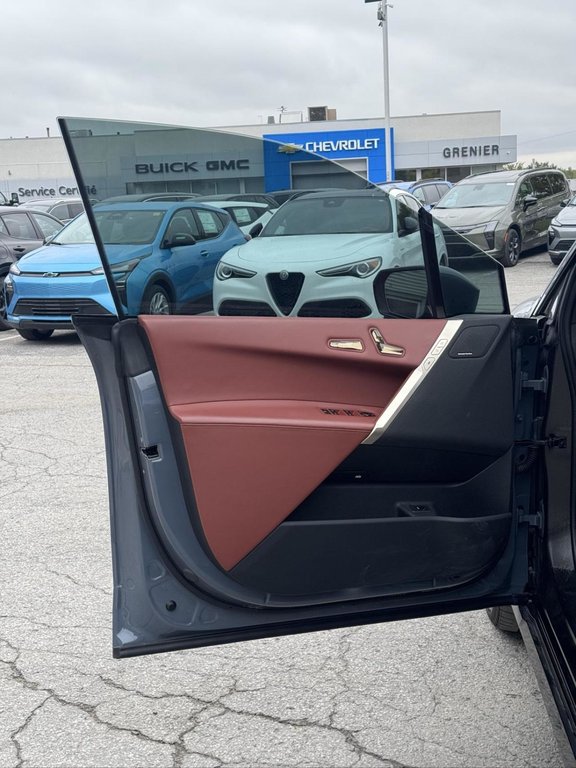2022 BMW iX xDrive50 Bas Kilométrage AWD in Terrebonne, Quebec - 7 - w1024h768px