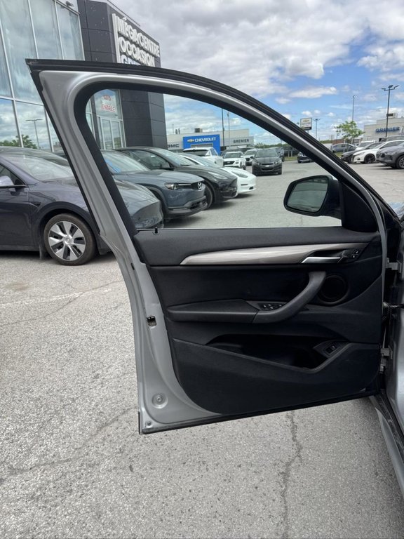BMW X1 Cuir Toit Panoramique Navigation Bas Kilométrage 2021 à Terrebonne, Québec - 7 - w1024h768px