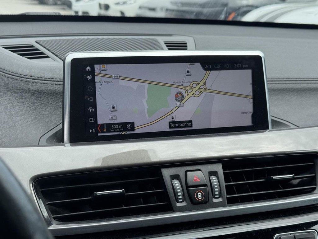 BMW X1 Cuir Toit Panoramique Navigation Bas Kilométrage 2021 à Terrebonne, Québec - 14 - w1024h768px