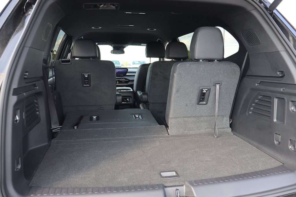 2025 Buick Enclave Sport Touring in Terrebonne, Quebec - 37 - w1024h768px