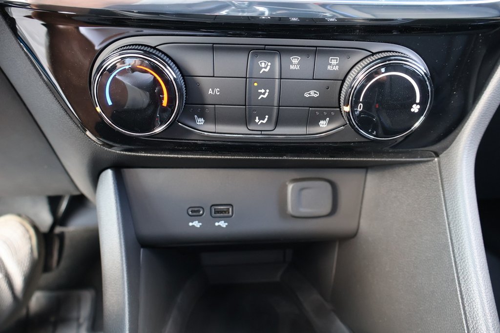 2025 Buick Encore GX Sport Touring in Terrebonne, Quebec - 17 - w1024h768px