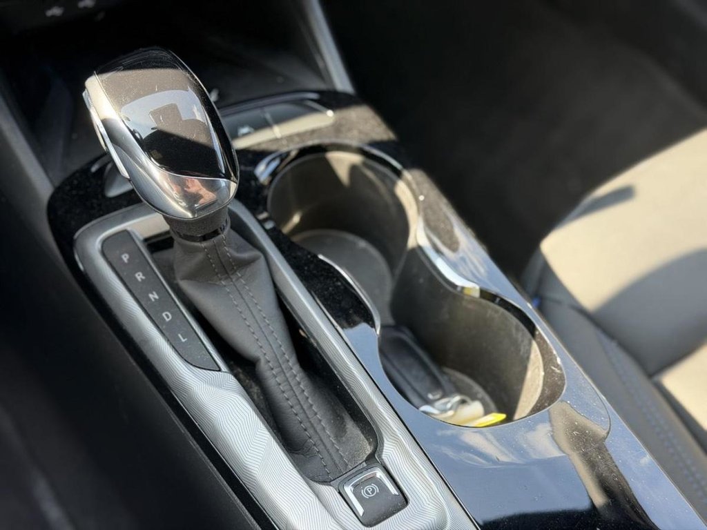 2025 Buick Envista Sport Touring Cuir in Terrebonne, Quebec - 17 - w1024h768px