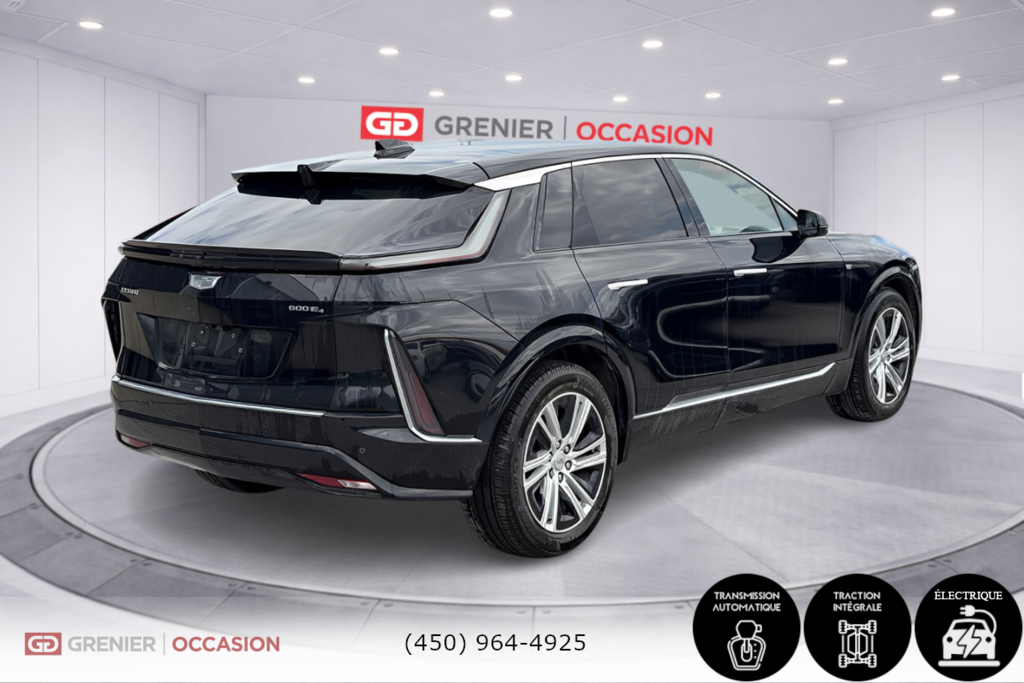 2024 Cadillac LYRIQ Tech AWD Cuir Navigation Bas Kilométrage in Terrebonne, Quebec - 6 - w1024h768px