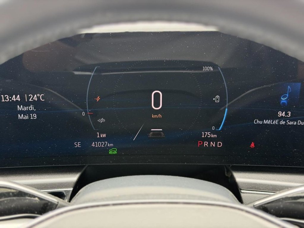 2024 Cadillac LYRIQ Tech AWD Cuir Navigation Bas Kilométrage in Terrebonne, Quebec - 13 - w1024h768px