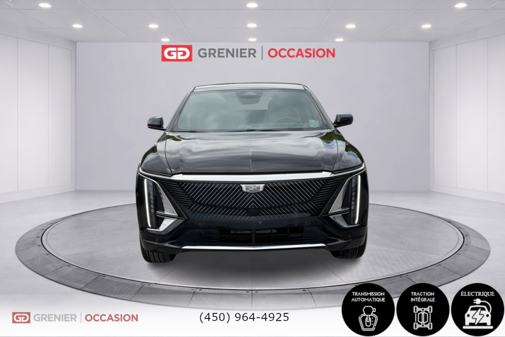 2024 Cadillac LYRIQ Tech AWD Cuir Navigation Bas Kilométrage in Terrebonne, Quebec - 2 - w1024h768px