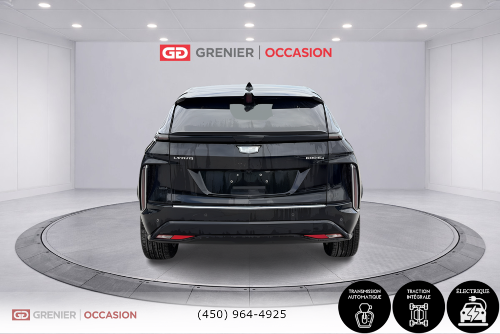 2024 Cadillac LYRIQ Tech AWD Cuir Navigation Bas Kilométrage in Terrebonne, Quebec - 5 - w1024h768px