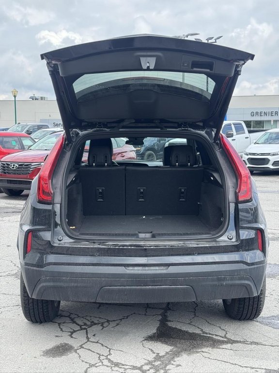 2024 Cadillac XT4 AWD Luxury * Bas Kilométrage * in Terrebonne, Quebec - 15 - w1024h768px