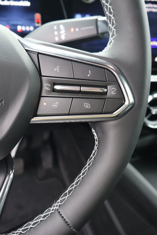 2025 Chevrolet Blazer EV LT in Terrebonne, Quebec - 12 - w1024h768px