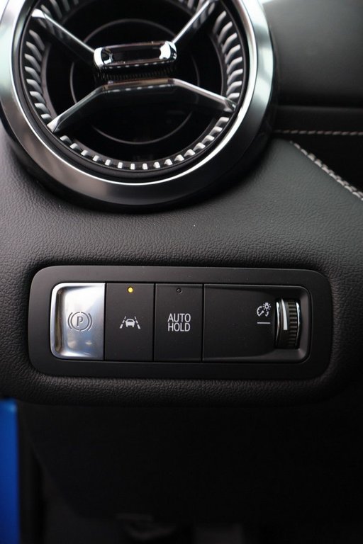 2025 Chevrolet Blazer EV LT in Terrebonne, Quebec - 17 - w1024h768px