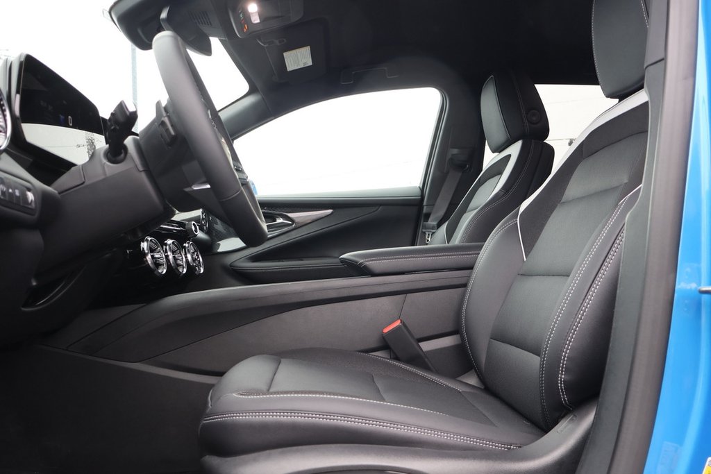 2025 Chevrolet Blazer EV LT in Terrebonne, Quebec - 7 - w1024h768px