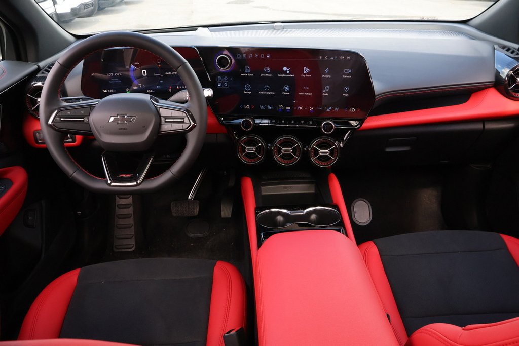 Chevrolet Blazer EV EAWD 2025 à Terrebonne, Québec - 11 - w1024h768px