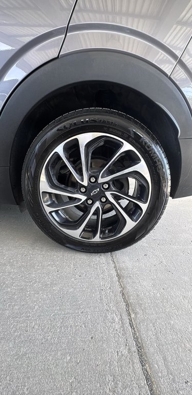 Chevrolet Bolt EUV Premier Toit Panoramique Bose Cuir 2022 à Terrebonne, Québec - 16 - w1024h768px
