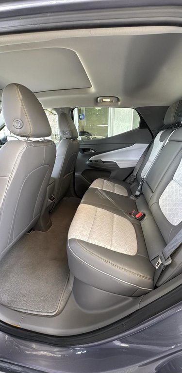 Chevrolet Bolt EUV Premier Toit Panoramique Bose Cuir 2022 à Terrebonne, Québec - 9 - w1024h768px