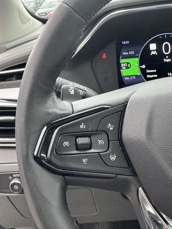 Chevrolet Bolt EUV Premier Bose Toit Panoramique Bas Kilométrage 2023 à Terrebonne, Québec - 12 - w1024h768px