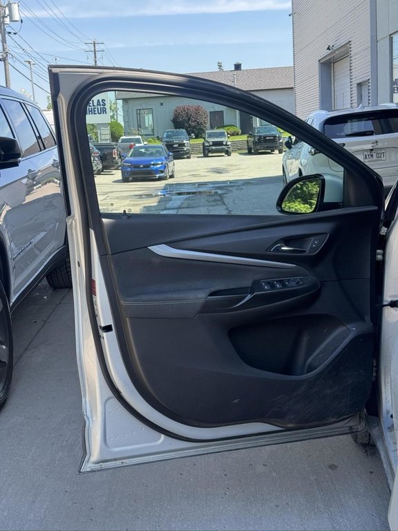 2023 Chevrolet Bolt EUV LT Caméra De Recul Bluetooth in Terrebonne, Quebec - 7 - w1024h768px