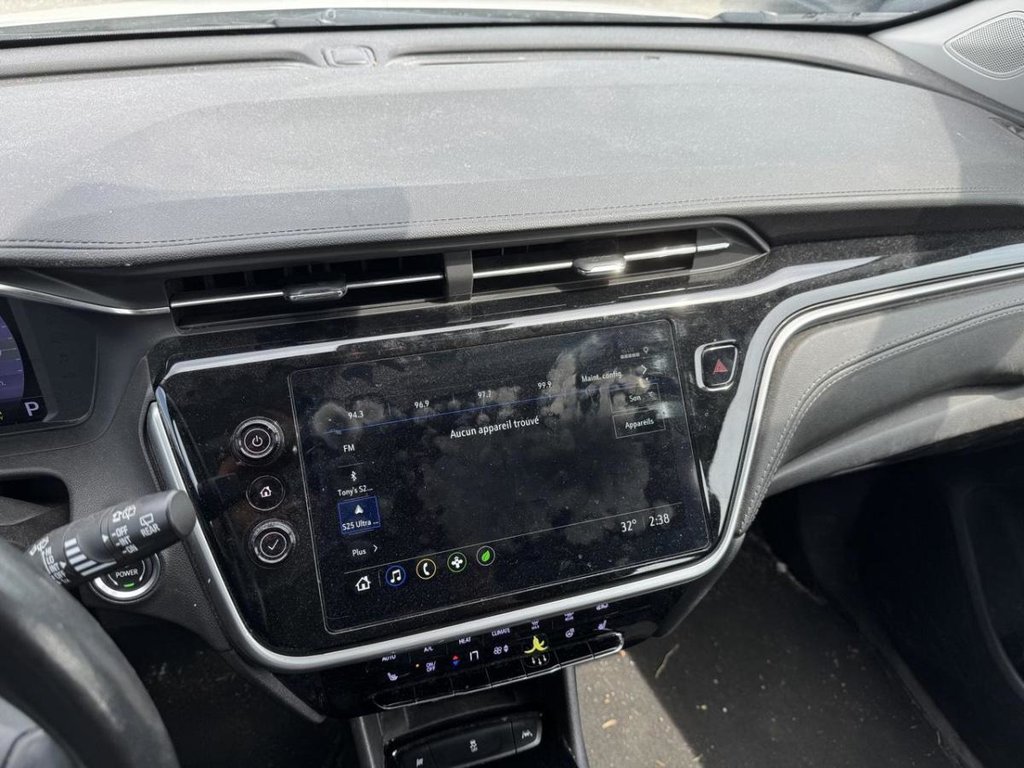 2023 Chevrolet Bolt EUV LT in Terrebonne, Quebec - 13 - w1024h768px