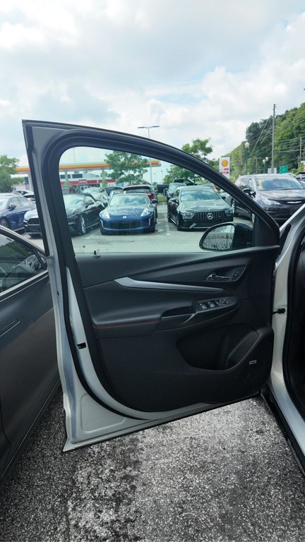 2023 Chevrolet Bolt EUV Premier Toit Panoramique Bose Édition REDLINE in Terrebonne, Quebec - 7 - w1024h768px