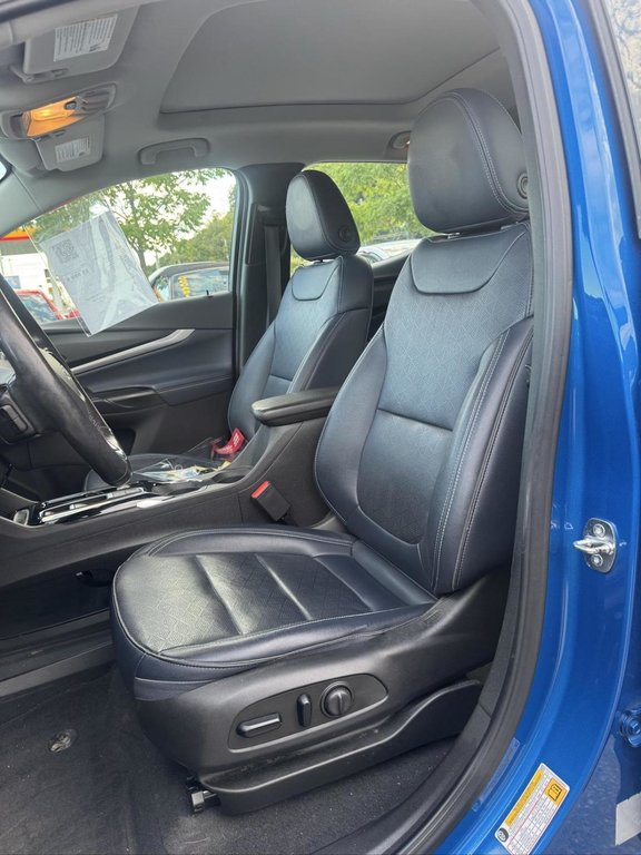 2023 Chevrolet Bolt EUV Premier Toit Panoramique Bose Bas Kilo in Terrebonne, Quebec - 8 - w1024h768px