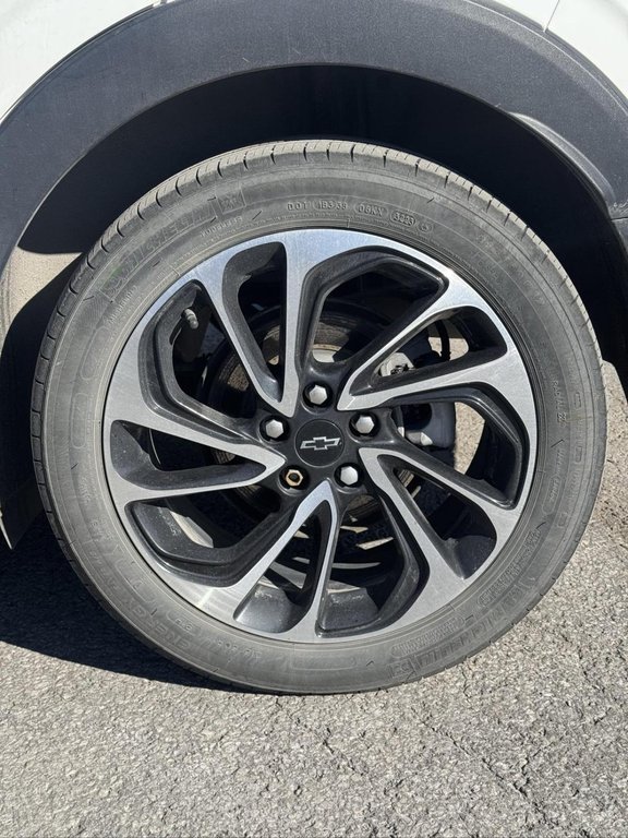 2023 Chevrolet Bolt EUV Premier Cuir in Terrebonne, Quebec - 16 - w1024h768px