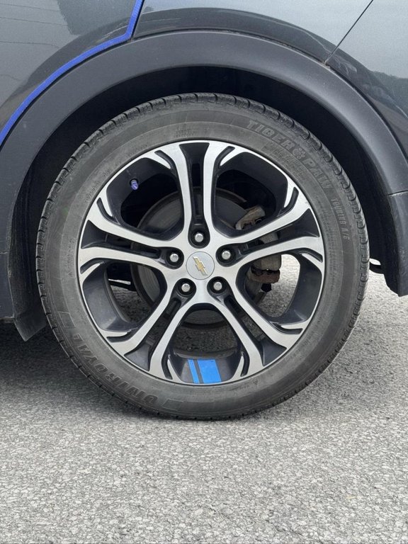 2017 Chevrolet Bolt EV Premier Bose Cuir in Terrebonne, Quebec - 18 - w1024h768px