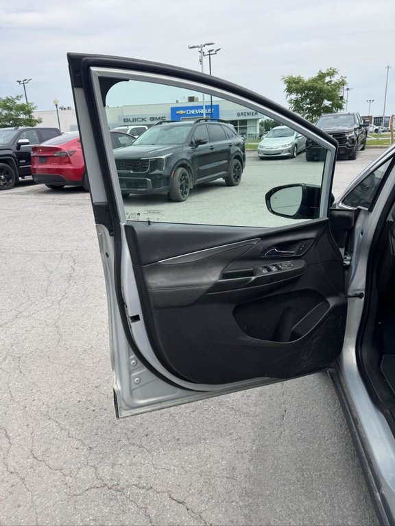 2023 Chevrolet Bolt EV 1LT in Terrebonne, Quebec - 7 - w1024h768px