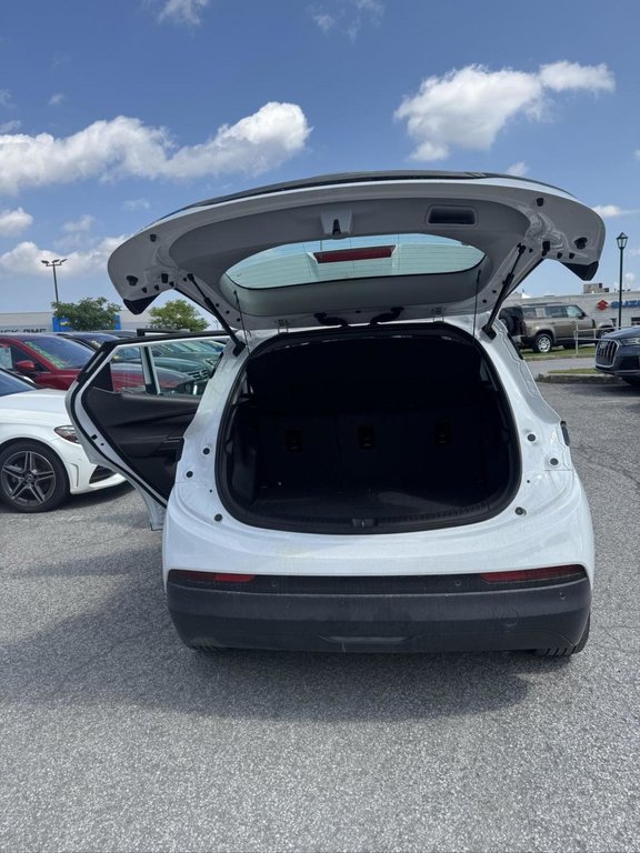 2023 Chevrolet Bolt EV 1LT Bas Kilométrage in Terrebonne, Quebec - 14 - w1024h768px