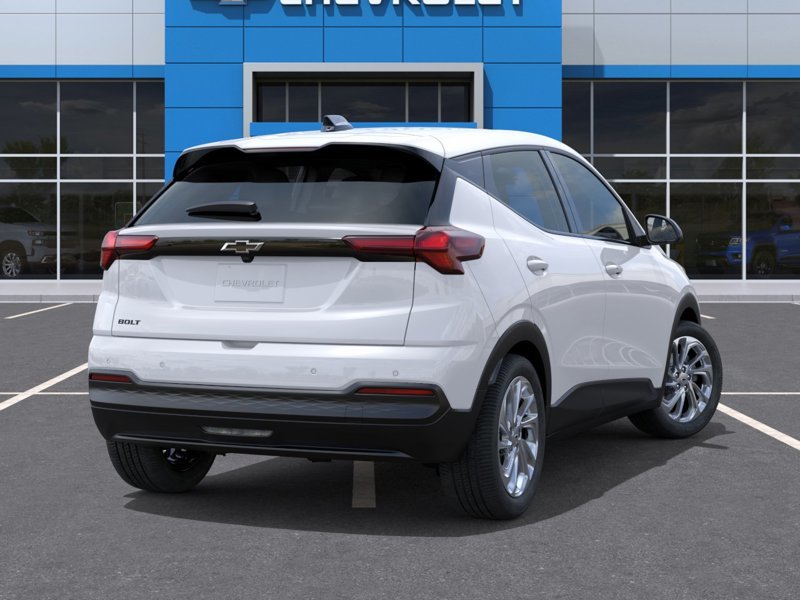 2027 Chevrolet Bolt LT in Terrebonne, Quebec - 4 - w1024h768px