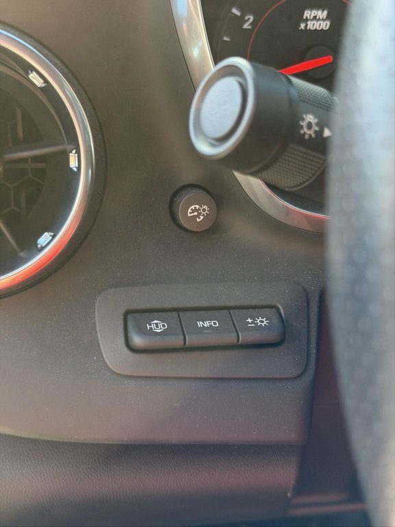 2017 Chevrolet Camaro 2SS Toit Ouvrant Bose Bas Kilométrage in Terrebonne, Quebec - 11 - w1024h768px
